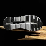 2025年12月25日入荷新品Loewe x On人気 スニーカー男女兼用/誕生日プレゼント/XH工場