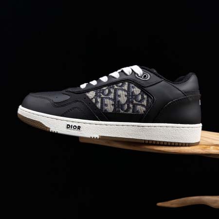 2025年12月25日入荷新品DIOR人気 スニーカー男女兼...