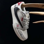 2025年12月25日入荷新品AJ1 Travis Scott x Air Jordan 1 人気 スニーカー男女兼用/誕生日プレゼント/XH工場