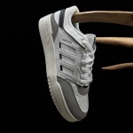 2025年12月25日入荷新品Adidas人気 スニーカー男女兼用/誕生日プレゼント/XH工場