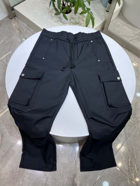 2025年12月26日秋冬新作Balenciagaスラックス...