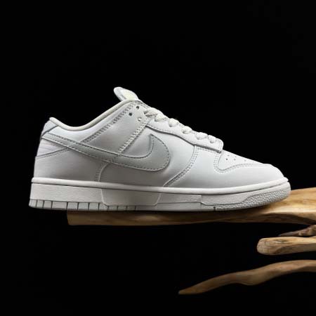 2026年1月9日入荷新品Nike SB DuNike  Low人気 スニーカー男女兼用/誕生日プレゼント/XH工場