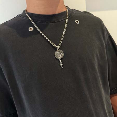 2026年1月31日入荷新品クロムハーツ十字架 ネックレスギフト/誕生日/記念品/アクセサリーxin工場