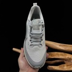 2026年1月9日入荷新品Nike VOMERO 18 GTX人気 スニーカー男女兼用/誕生日プレゼント/XH工場