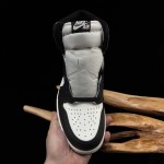 2026年1月10日入荷新品Air Jordan 1 Retro High OG AJ1人気 スニーカー男女兼用/誕生日プレゼント/XH工場