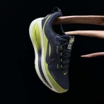 2026年1月10日入荷新品NK Vomero 18 GTX V18人気 スニーカー男女兼用/誕生日プレゼント/XH工場