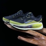 2026年1月10日入荷新品NK Vomero 18 GTX V18人気 スニーカー男女兼用/誕生日プレゼント/XH工場