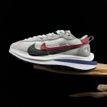 2026年1月10日入荷新品Sacai x NK VaporWaffle人気 スニーカー男女兼用/誕生日プレゼント/XH工場