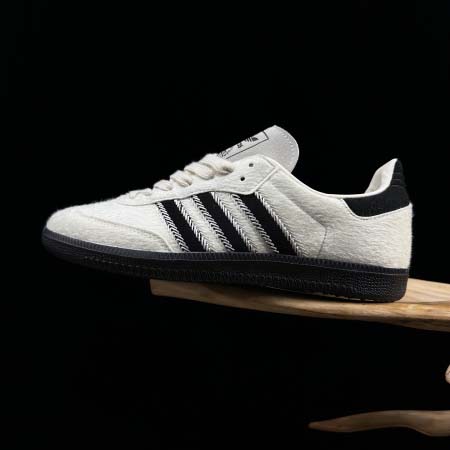 2026年1月10日入荷新品Adidas Originals...