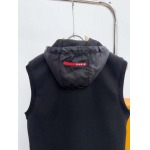 2026年1月30日入荷新作Pradaベスト大人気 激安/zh工場