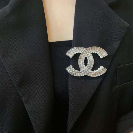 2026年2月2日入荷新品シャネルブローチギフト/誕生日/記念品/アクセサリーxin工場