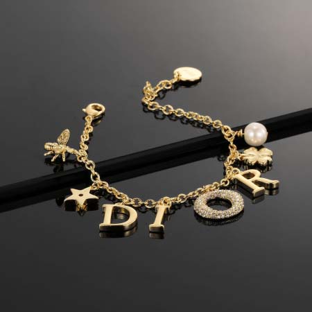 2026年2月5日入荷新品Diorブレスレットギフト/誕生日/記念品/アクセサリーxin工場
