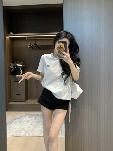 2026年2月26日入荷早春新作 miumiutシャツファッション/誕生日プレゼント/贈り物 can工場