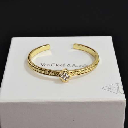 2026年2月1日入荷新品van cleef & arpel...