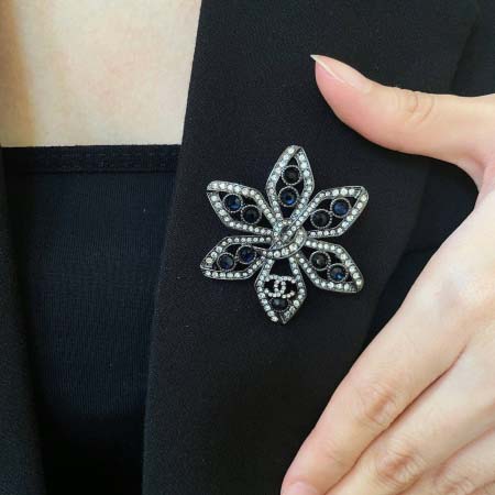 2026年2月2日入荷新品シャネルブローチギフト/誕生日/記...