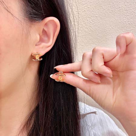 2026年2月2日入荷新品シャネルピアスギフト/誕生日/記念...