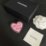 2026年2月2日入荷新品シャネルブローチギフト/誕生日/記念品/アクセサリーxin工場