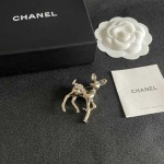 2026年2月2日入荷新品シャネルブローチギフト/誕生日/記念品/アクセサリーxin工場