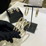 2026年2月2日入荷新品シャネル腕輪/ブレスレットギフト/誕生日/記念品/アクセサリーxin工場