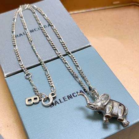 2026年2月3日入荷新品Balenciagaネックレスギフ...