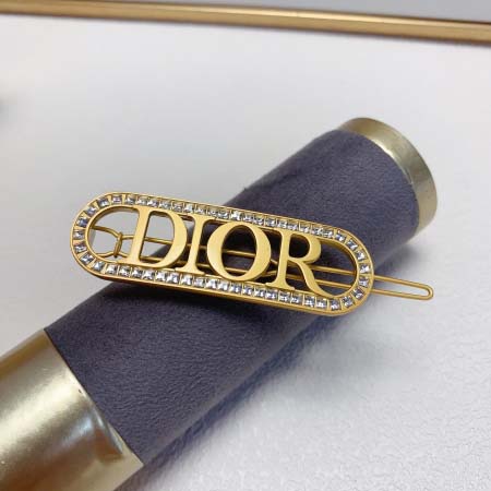 2026年2月5日入荷新品Diorヘアピンギフト/誕生日/記...