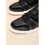 2026年2月21日入荷新作Louis Vuitton靴/スニーカー人気商品★/誕生日プレゼント/流行/高品質/JY工場