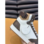 2026年2月21日入荷新作Louis Vuitton靴/スニーカー人気商品★/誕生日プレゼント/流行/高品質/JY工場