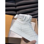 2026年2月21日入荷新作Louis Vuitton靴/スニーカー人気商品★/誕生日プレゼント/流行/高品質/JY工場