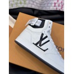 2026年2月21日入荷新作Louis Vuitton靴/スニーカー人気商品★/誕生日プレゼント/流行/高品質/JY工場