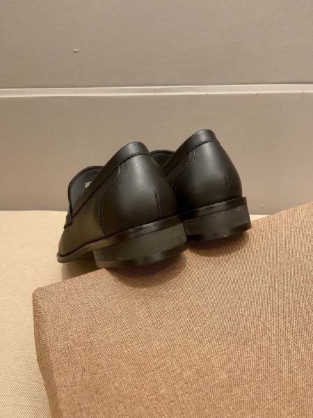 2026年2月25日入荷新作Gucci男性用靴人気商品★/誕...