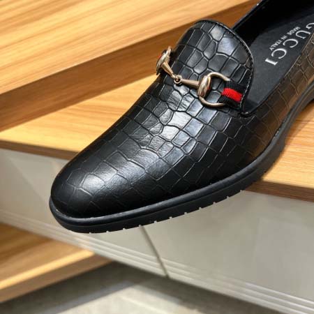 2026年2月25日入荷新作Gucci男性用靴人気商品★/誕...