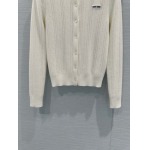 2026年2月26日入荷早春新作MiuMiu ニットカーディガン  ファッション/誕生日プレゼント/贈り物 can工場