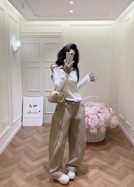 2026年2月26日入荷早春新作BURBERRYセットファッ...