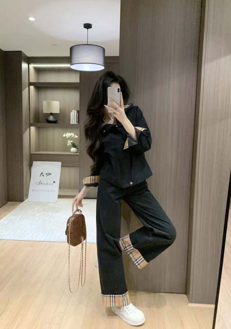 2026年2月26日入荷早春新作BURBERRY上下ファッシ...