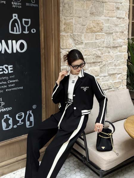 2026年2月26日入荷早春新作Pradaセットファッション...