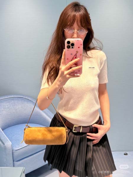 2026年2月26日入荷早春新作Miumiu半袖 tシャツフ...