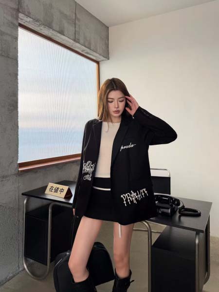 2026年3月6日入荷早春新作Pradaジャケット女性用ファッション/誕生日プレゼント/贈り物 can工場