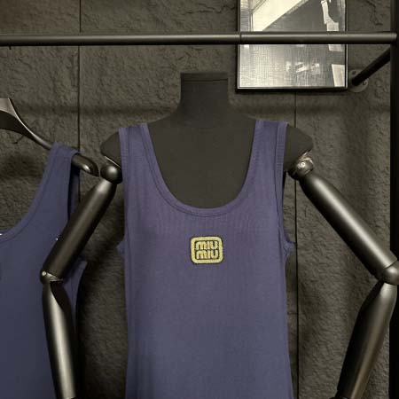 2026年3月9日入荷早春新作Miumiu女性用ファッション/誕生日プレゼント/贈り物 can工場