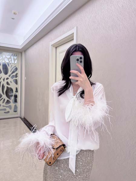 2026年3月21日入荷早春新作VALENTINO女性用ファッション/誕生日プレゼント/贈り物 can工場