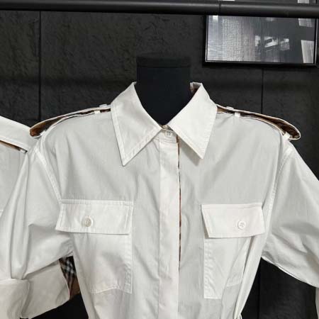 2026年3月21日入荷早春新作Burberry女性用ファッション/誕生日プレゼント/贈り物 can工場