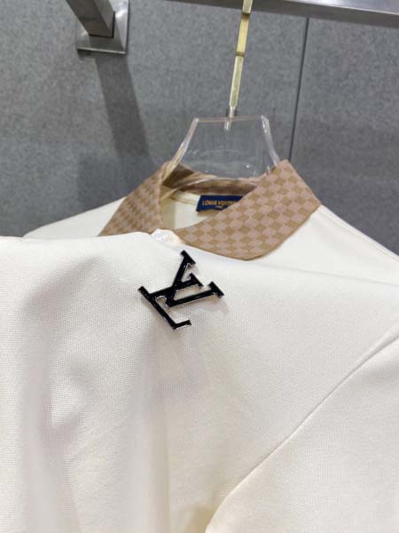 2026年3月23日入荷新作Louis Vuitton半袖 tシャツ 超厳選★高級品/誕生日プレゼント/OM工場