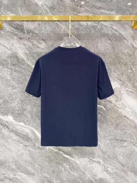 2026年3月25日入荷新作Fendi半袖 tシャツ 超厳選★高級品/誕生日プレゼント/OM工場