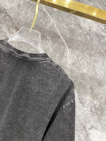 2026年3月25日入荷新作BALENCIAGA半袖 tシャツ 超厳選★高級品/誕生日プレゼント/OM工場