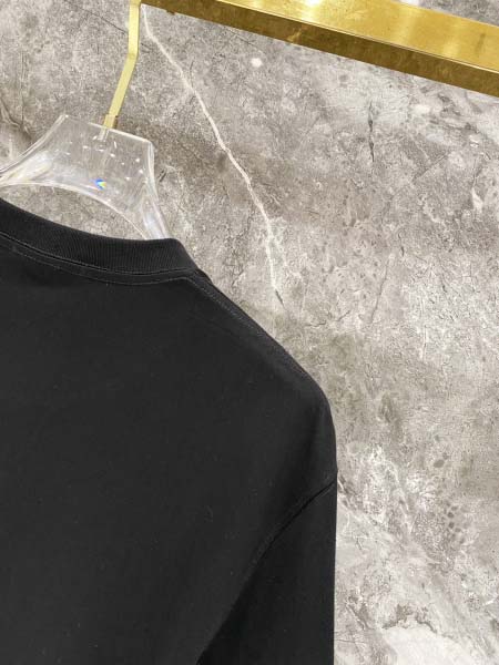 2026年3月25日入荷新作Louis Vuitton半袖 tシャツ 超厳選★高級品/誕生日プレゼント/OM工場