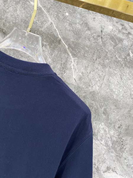 2026年3月25日入荷新作Louis Vuitton半袖 tシャツ 超厳選★高級品/誕生日プレゼント/OM工場