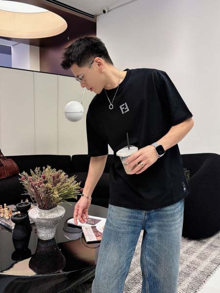 2026年3月29日入荷新作Fendi半袖Tシャツ春夏高品質超厳選★入手困難/LD工場