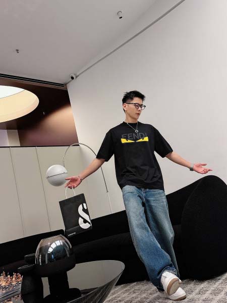 2026年3月29日入荷新作Fendi半袖Tシャツ春夏高品質超厳選★入手困難/LD工場