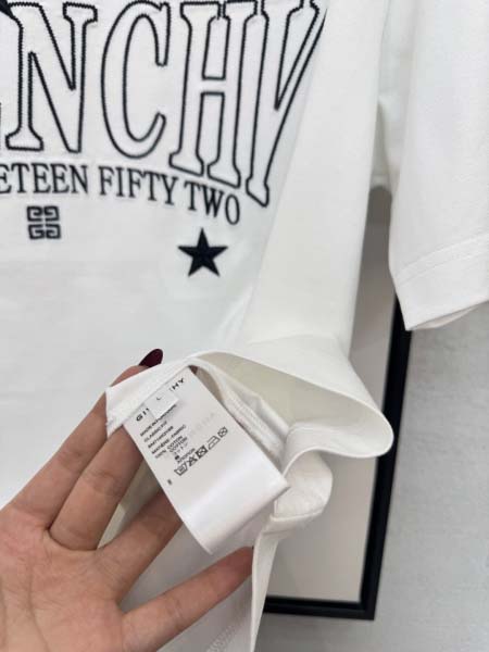 2026年3月30日入荷新作Givenchy半袖Tシャツ春夏高品質超厳選★入手困難/LD工場