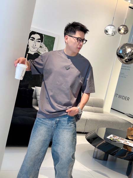 2026年3月31日入荷新作Prada半袖Tシャツ春夏高品質超厳選★入手困難/LD工場