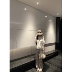 2026年3月9日入荷早春新作MIUMIU女性用ファッション/誕生日プレゼント/贈り物 can工場